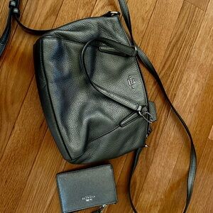 Coach Silver/Grey Leather Shoulder Bag